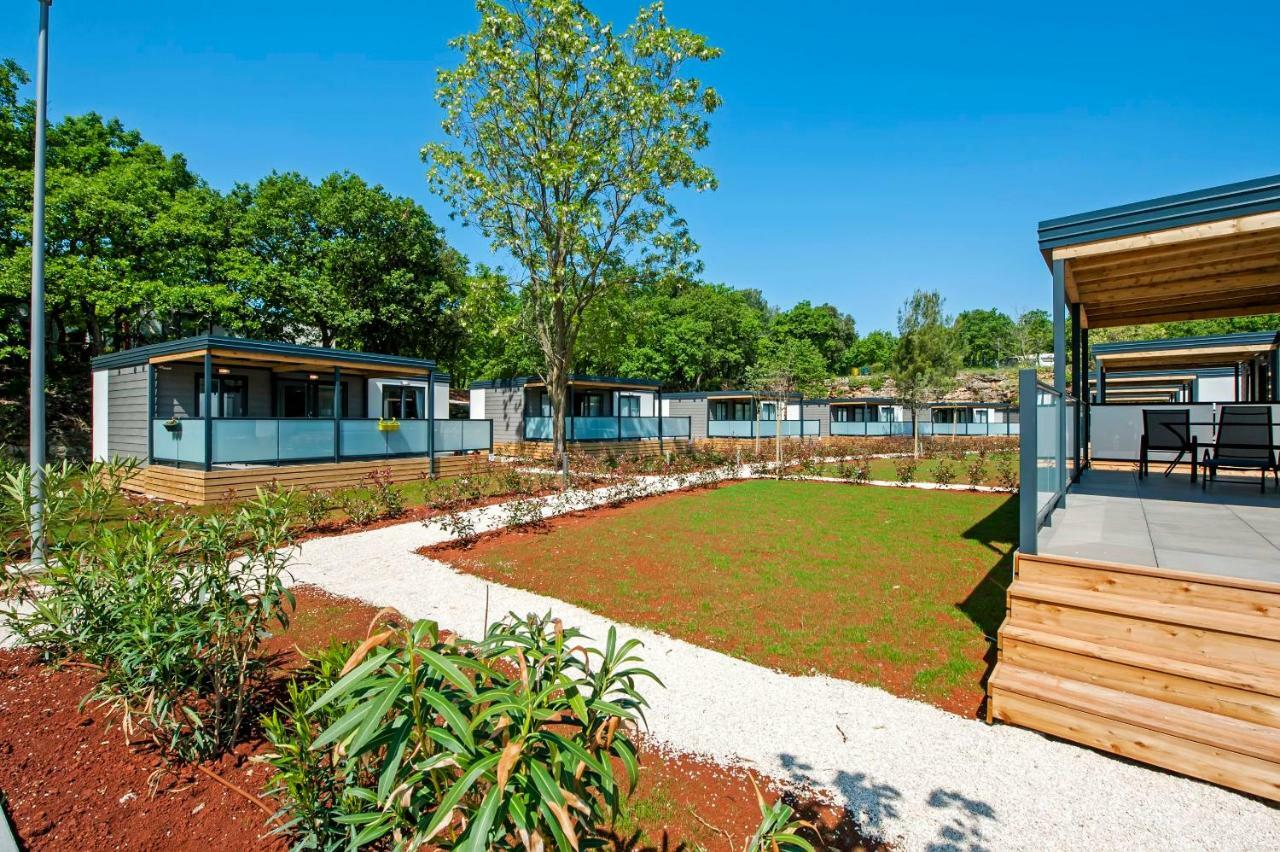 Eurocamp Mobile Homes At Fkk Nudist Campsite Solaris Tar-Vabriga Zewnętrze zdjęcie